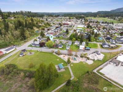 105 Oak Street E, Eatonville, WA 98328 - Photo 27