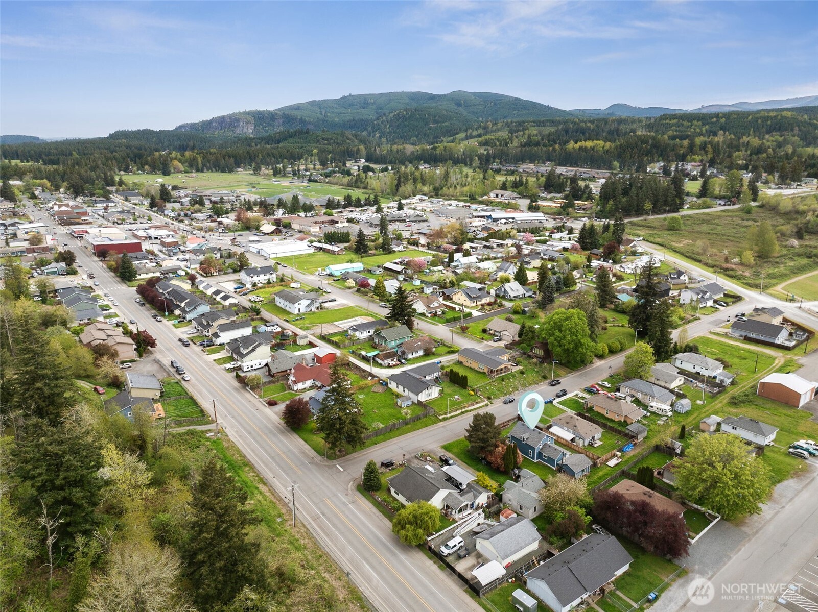 105 Oak Street E, Eatonville, WA 98328
