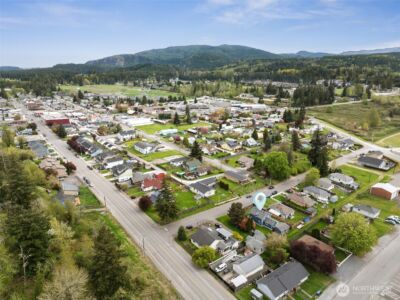 105 Oak Street E, Eatonville, WA 98328 - Photo 28