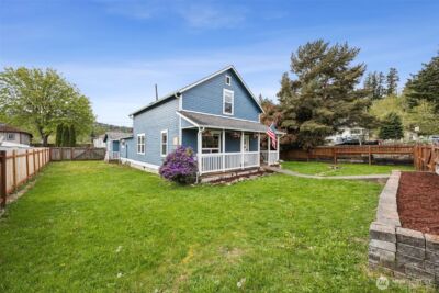105 Oak Street E, Eatonville, WA 98328 - Photo 33