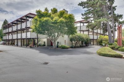 8516 196th Street SW #105, Edmonds, WA 98026-6319