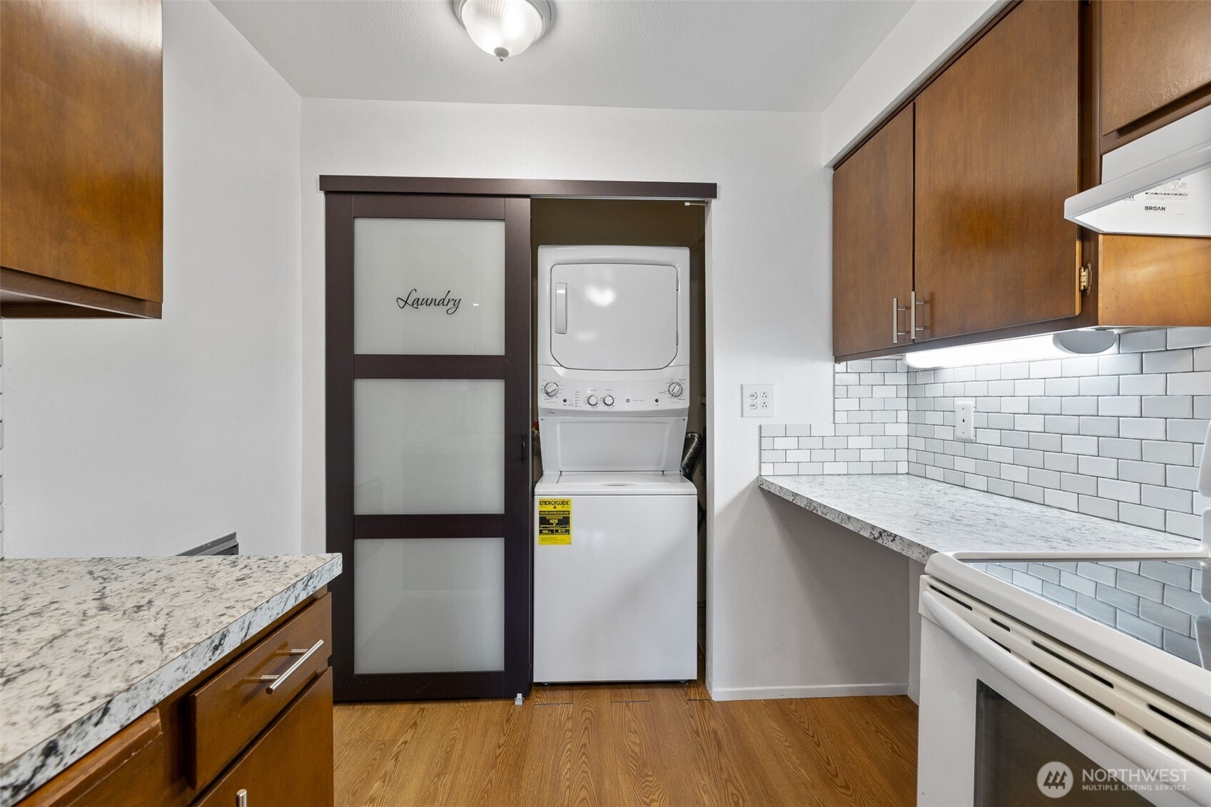 8516 196th Street SW #105, Edmonds, WA 98026-6319