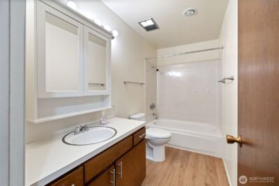 8516 196th Street SW #105, Edmonds, WA 98026-6319 - Photo 17