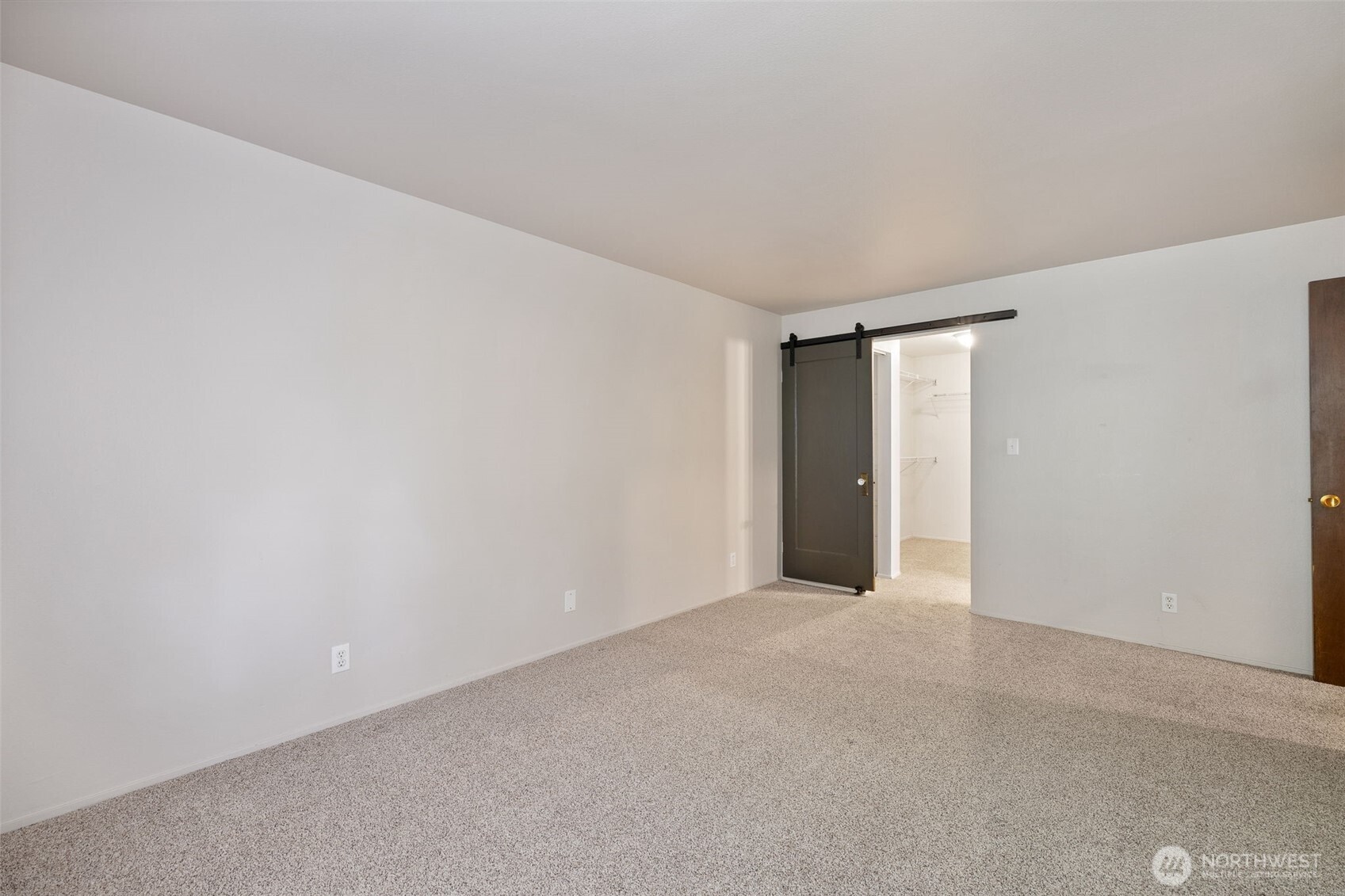 8516 196th Street SW #105, Edmonds, WA 98026-6319