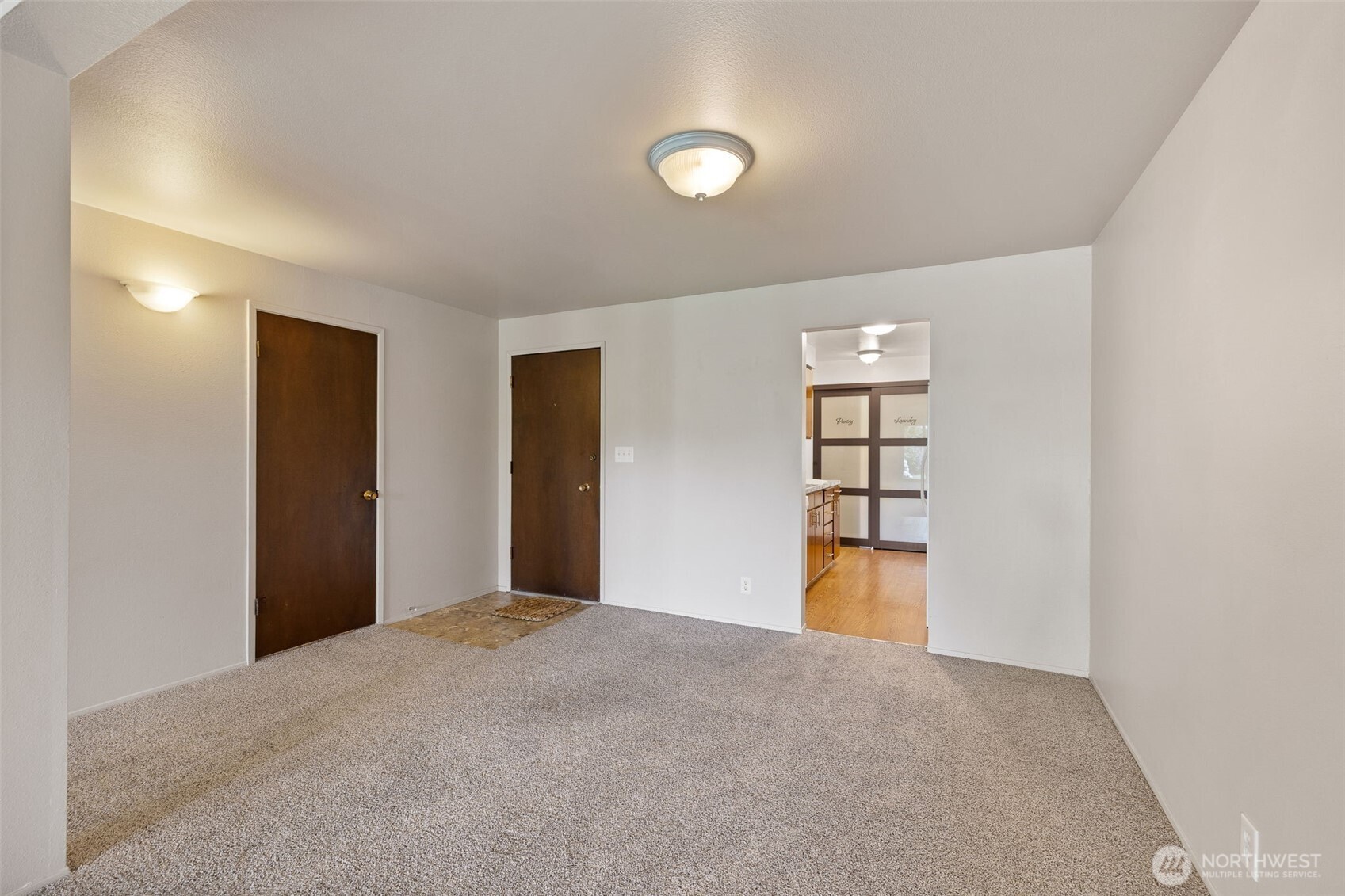 8516 196th Street SW #105, Edmonds, WA 98026-6319