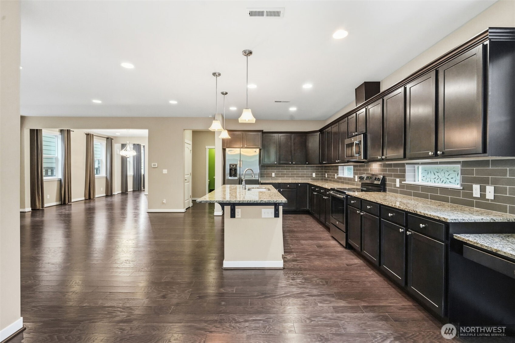 8856 Yarrow Court SE, Tumwater, WA 98501