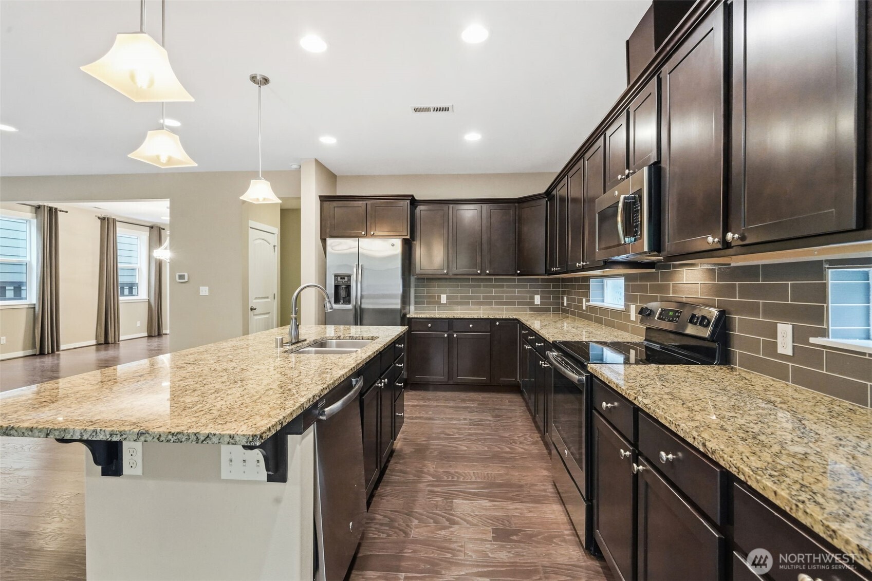 8856 Yarrow Court SE, Tumwater, WA 98501