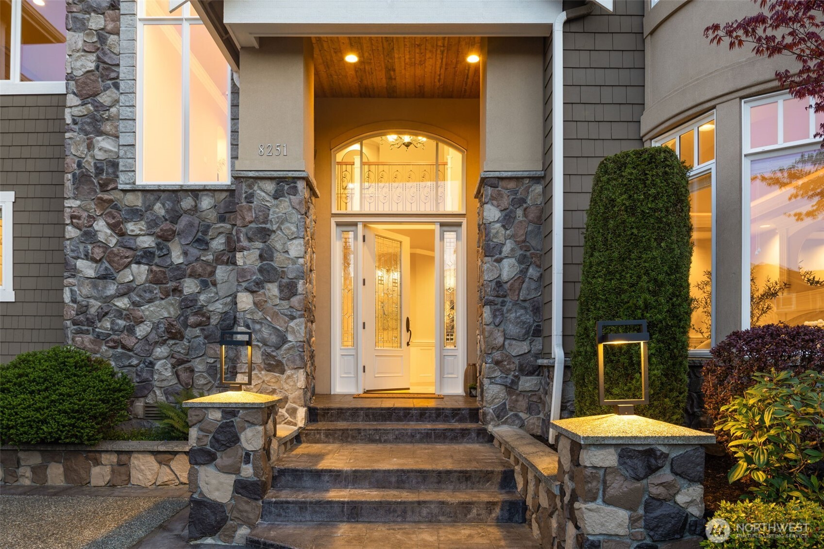 8251 154th Avenue SE, Newcastle, WA 98059