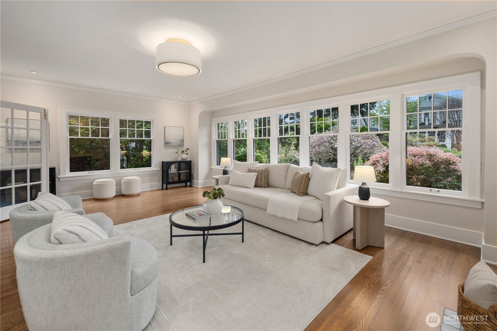 5265 16th Avenue NE, Seattle, WA 98105