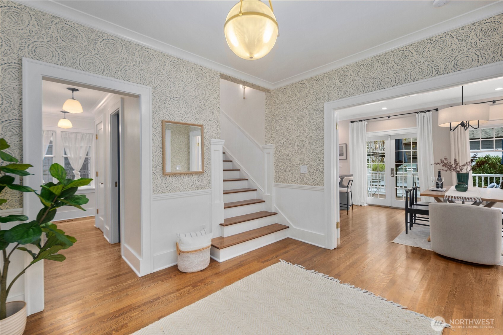 5265 16th Avenue NE, Seattle, WA 98105
