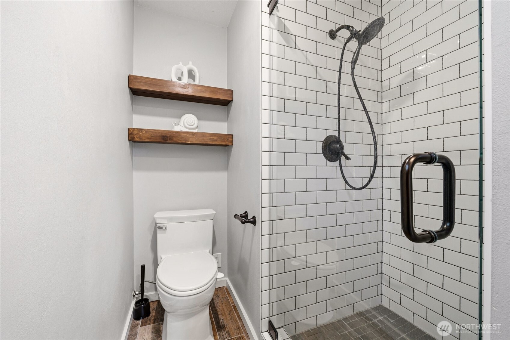 17202 NE 134th Place , Redmond, WA 98052
