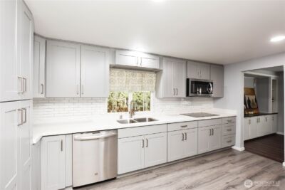 20517 31st Drive SE, Bothell, WA 98012 - Photo 5