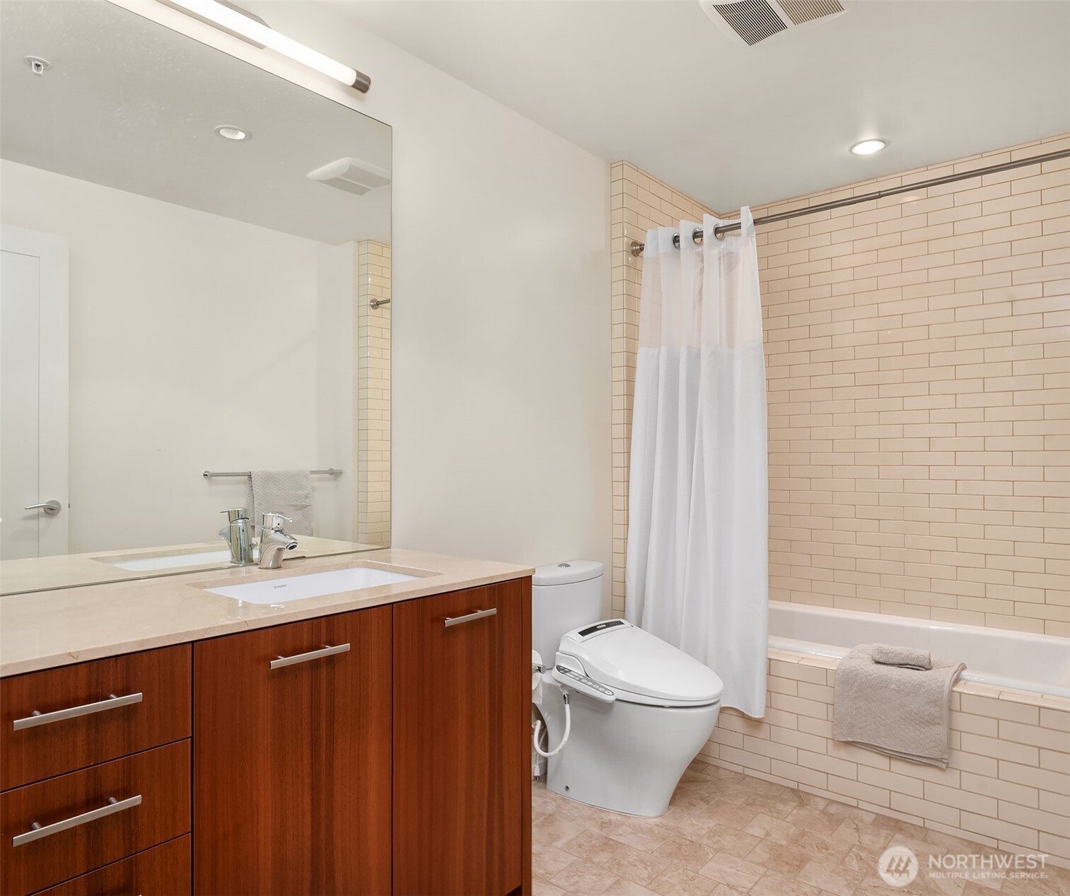 10700 NE 4th Street #2202, Bellevue, WA 98004