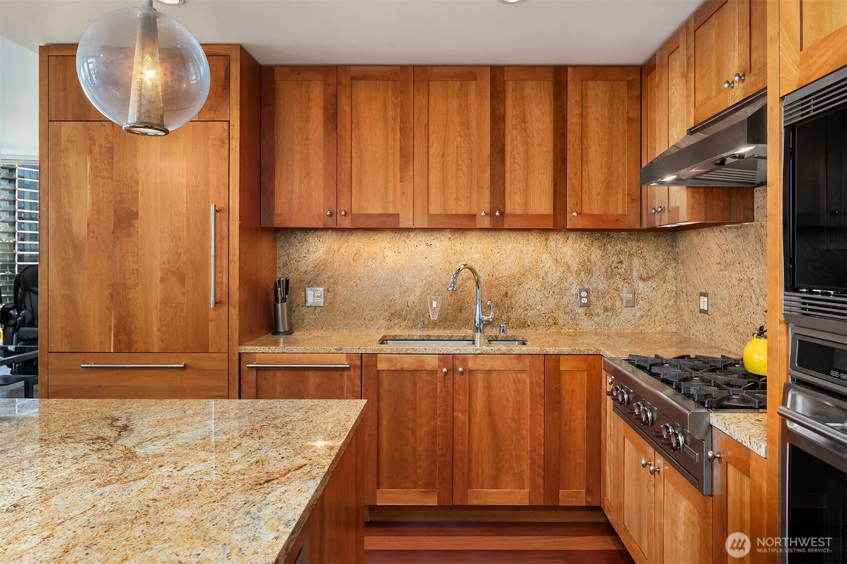 10700 NE 4th Street #2202, Bellevue, WA 98004
