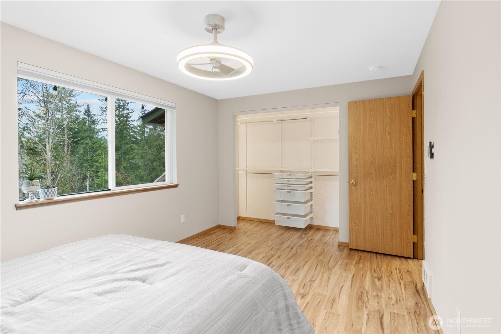 508 Summit Lake Shore Drive NW, Olympia, WA 98502