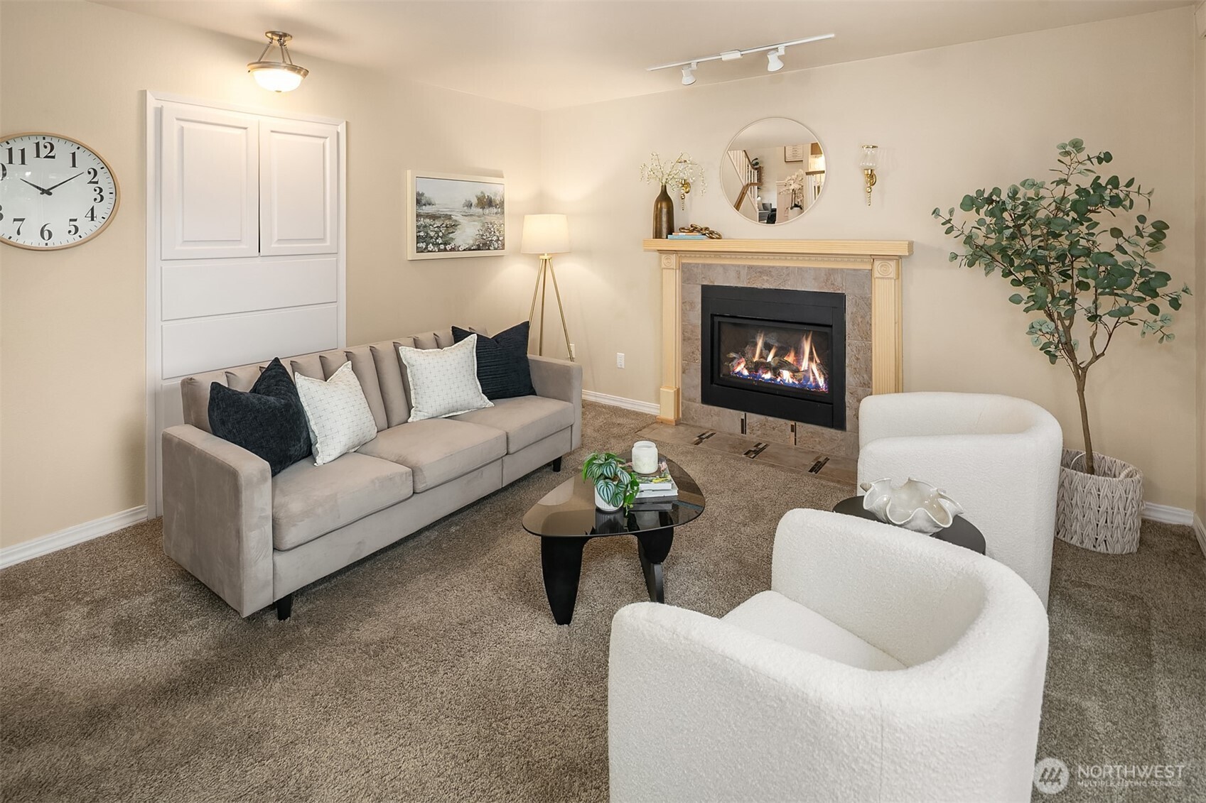 25611 Lk Wilderness Country Club Drive SE, Maple Valley, WA 98038