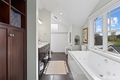 1852 E Shelby Street , Seattle, WA 98112 - Photo 14