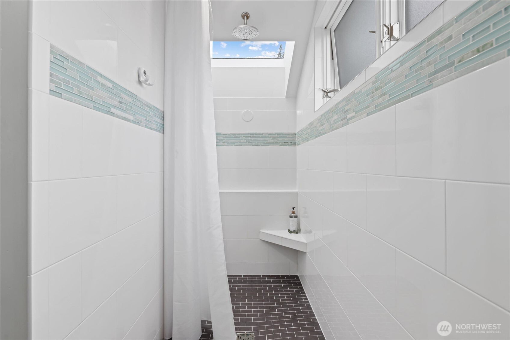 1852 E Shelby Street , Seattle, WA 98112