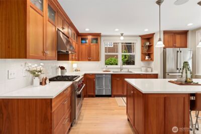 1852 E Shelby Street , Seattle, WA 98112 - Photo 9