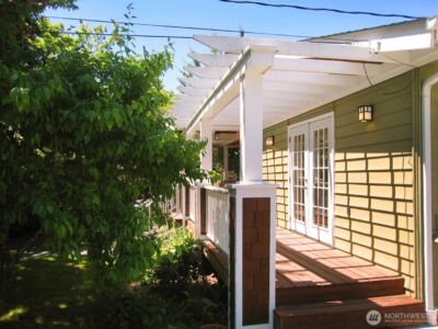 3826 NE 120th Street , Seattle, WA 98125 - Photo 2