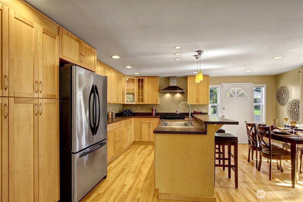3826 NE 120th Street , Seattle, WA 98125