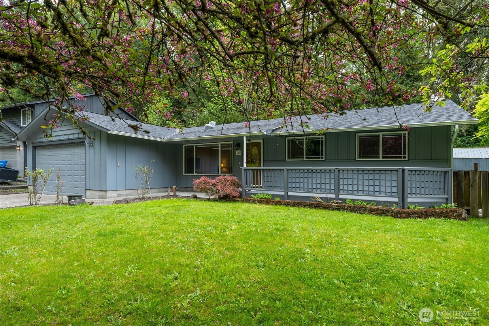600 N 23rd Ave. , Kelso, WA 98626