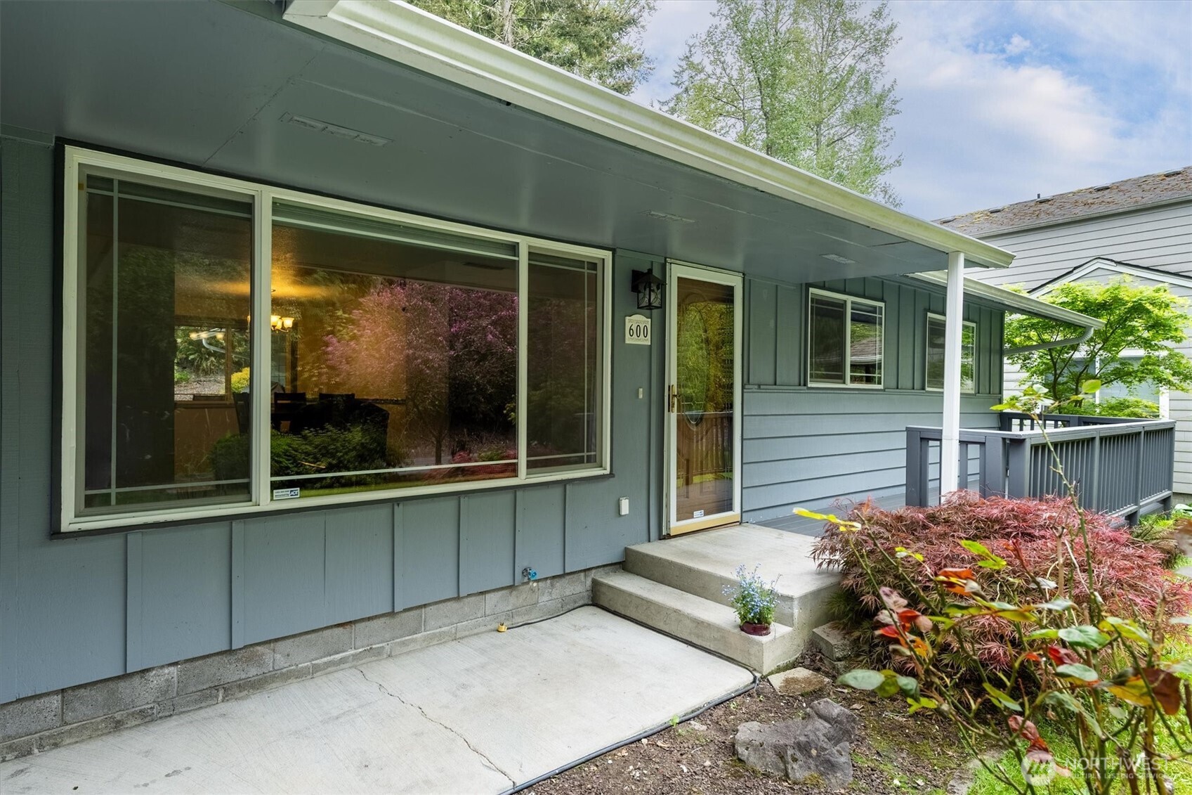 600 N 23rd Ave. , Kelso, WA 98626