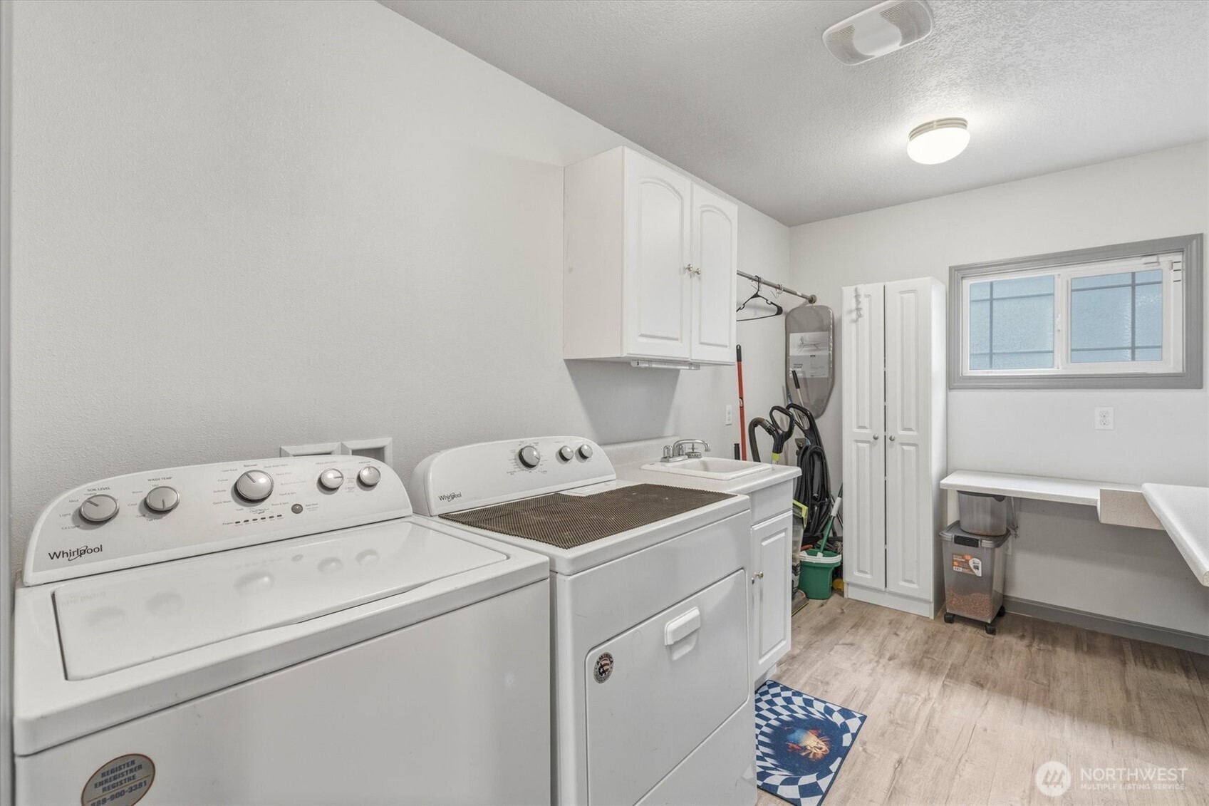 600 N 23rd Ave. , Kelso, WA 98626