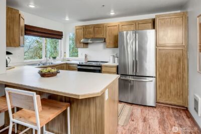 1915 11th Avenue S, Seattle, WA 98134 - Photo 16