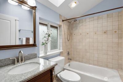 924 SW Holden Street , Seattle, WA 98106 - Photo 16
