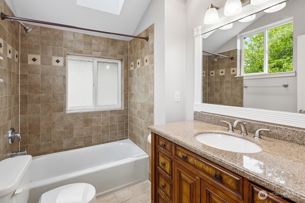 924 SW Holden Street , Seattle, WA 98106