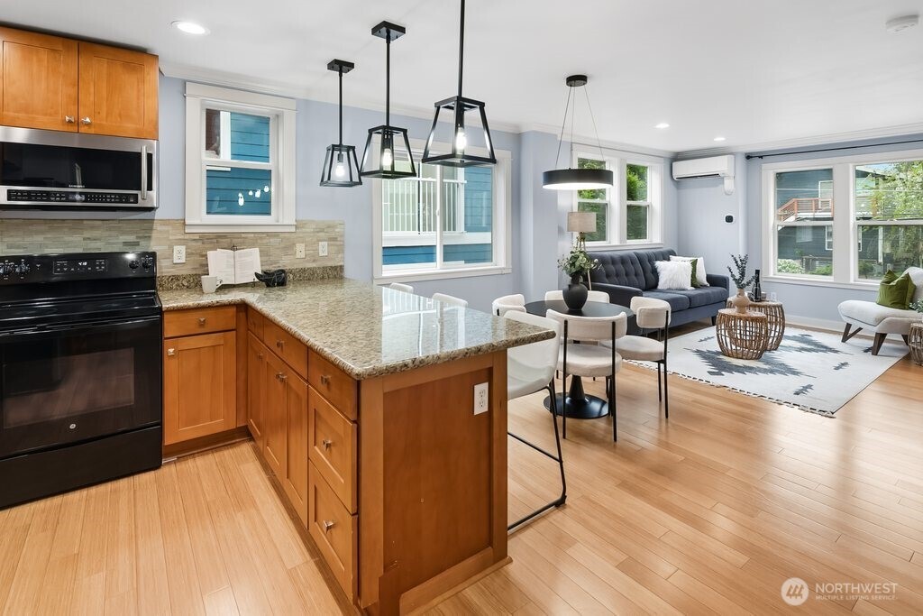 924 SW Holden Street , Seattle, WA 98106