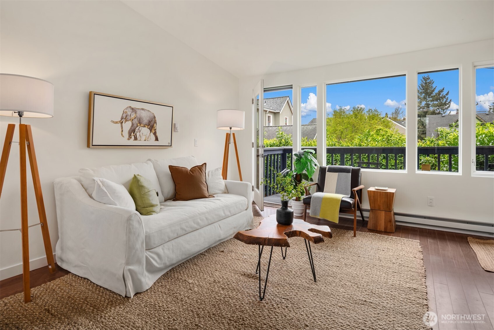 1519 5th Ave W #5, Seattle, WA 98119