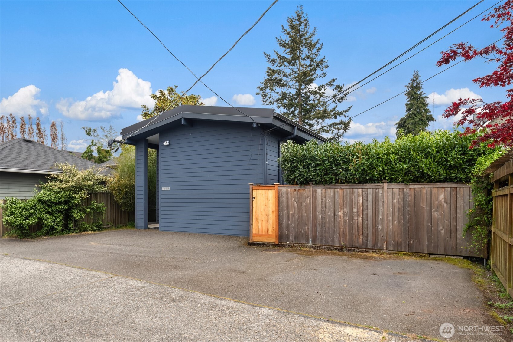1519 5th Ave W #5, Seattle, WA 98119