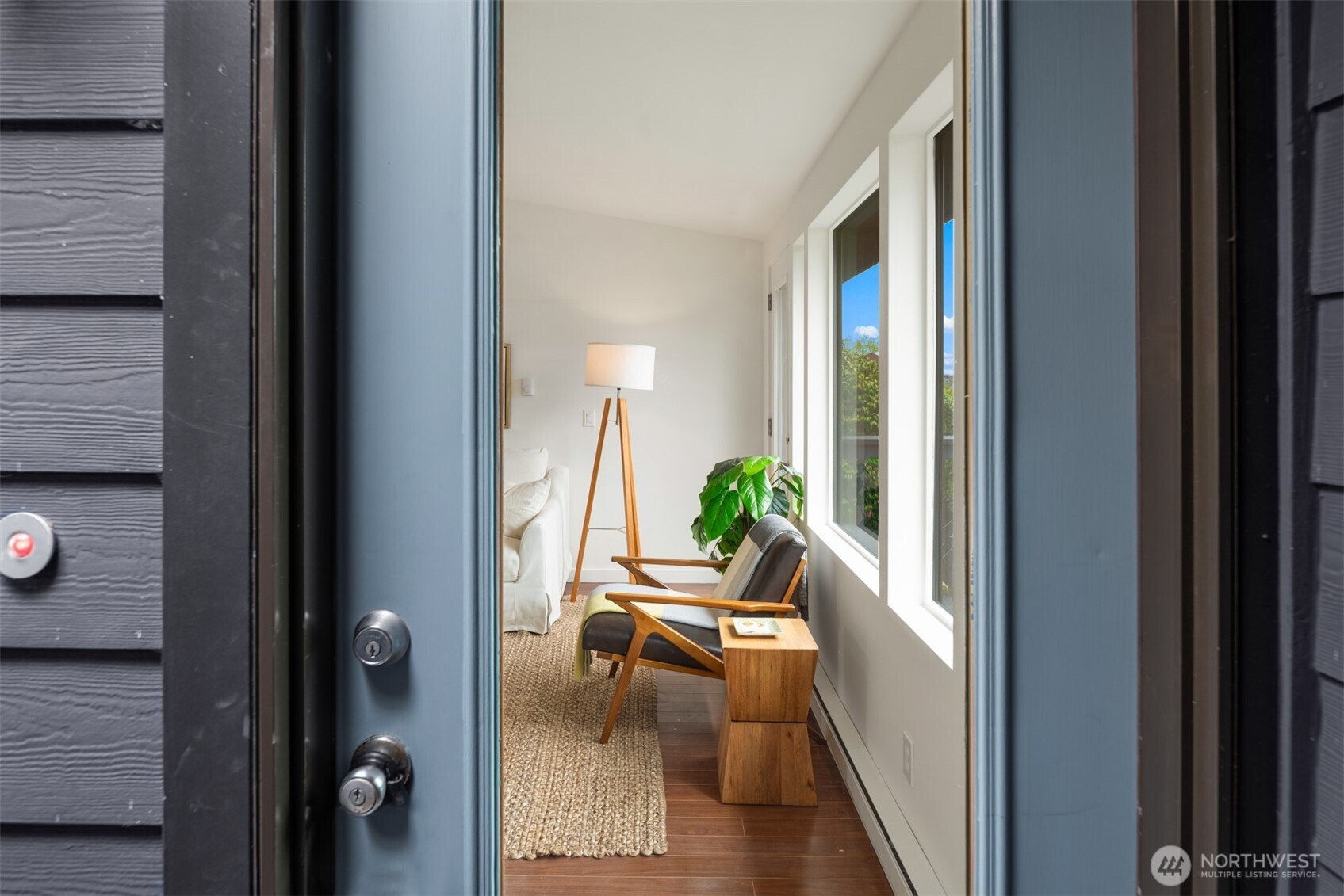 1519 5th Ave W #5, Seattle, WA 98119