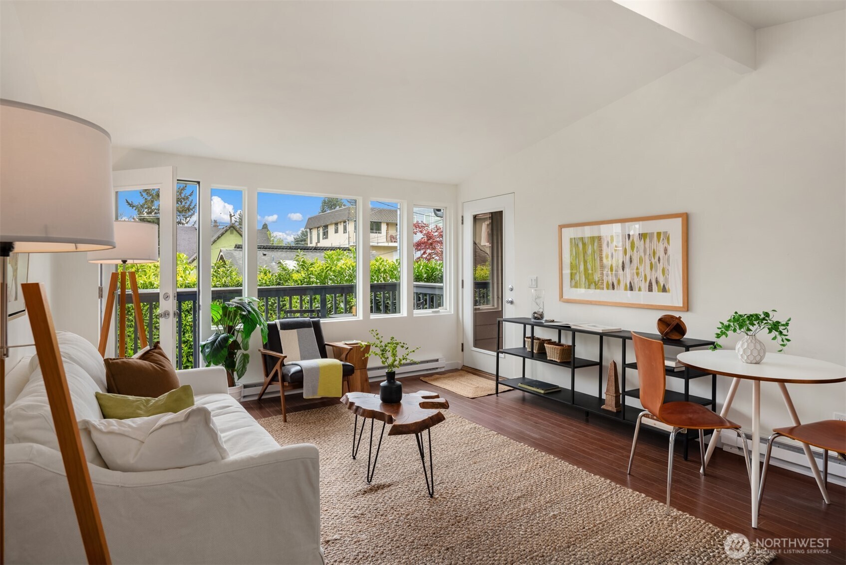 1519 5th Ave W #5, Seattle, WA 98119