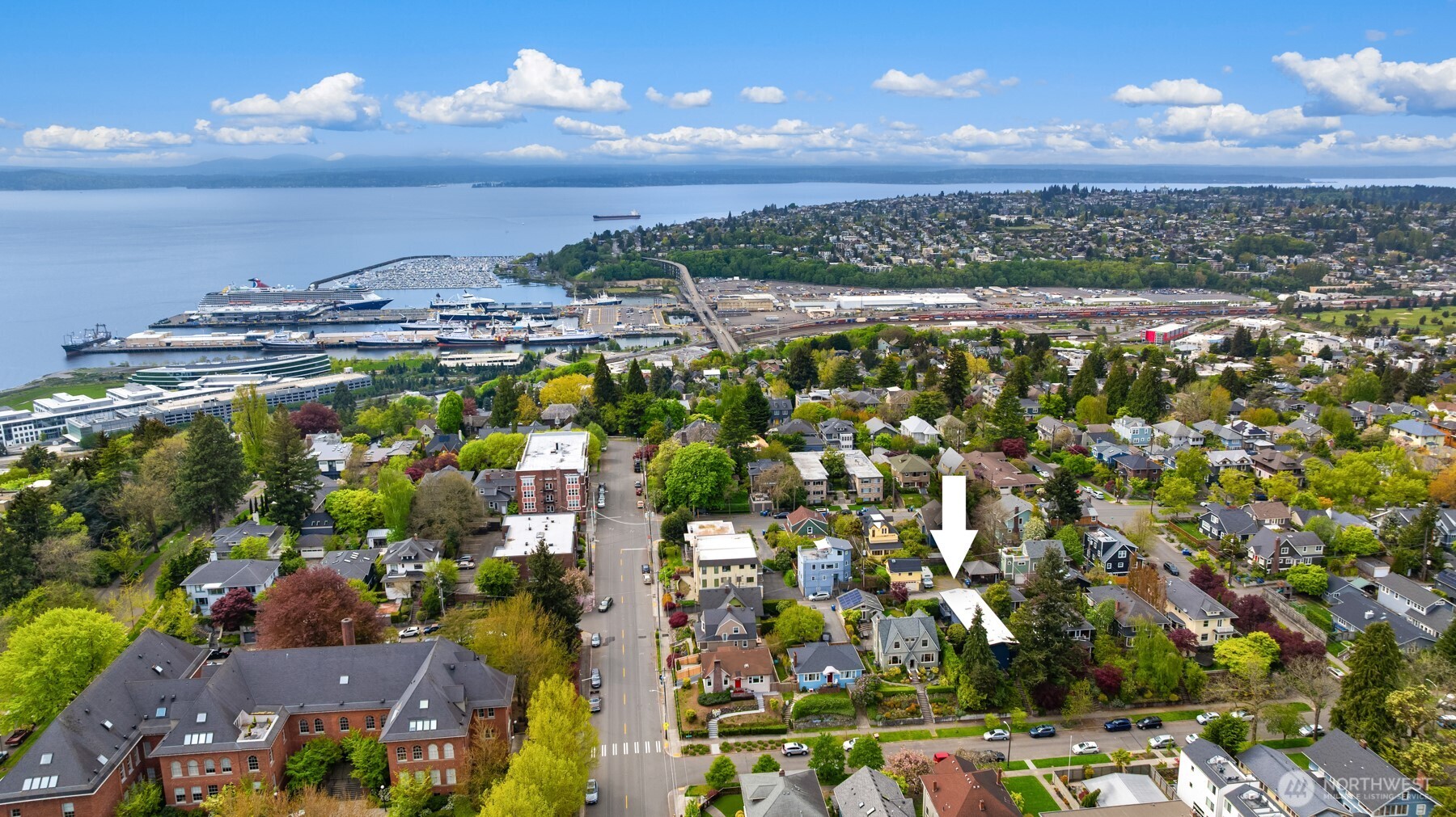 1519 5th Ave W #5, Seattle, WA 98119