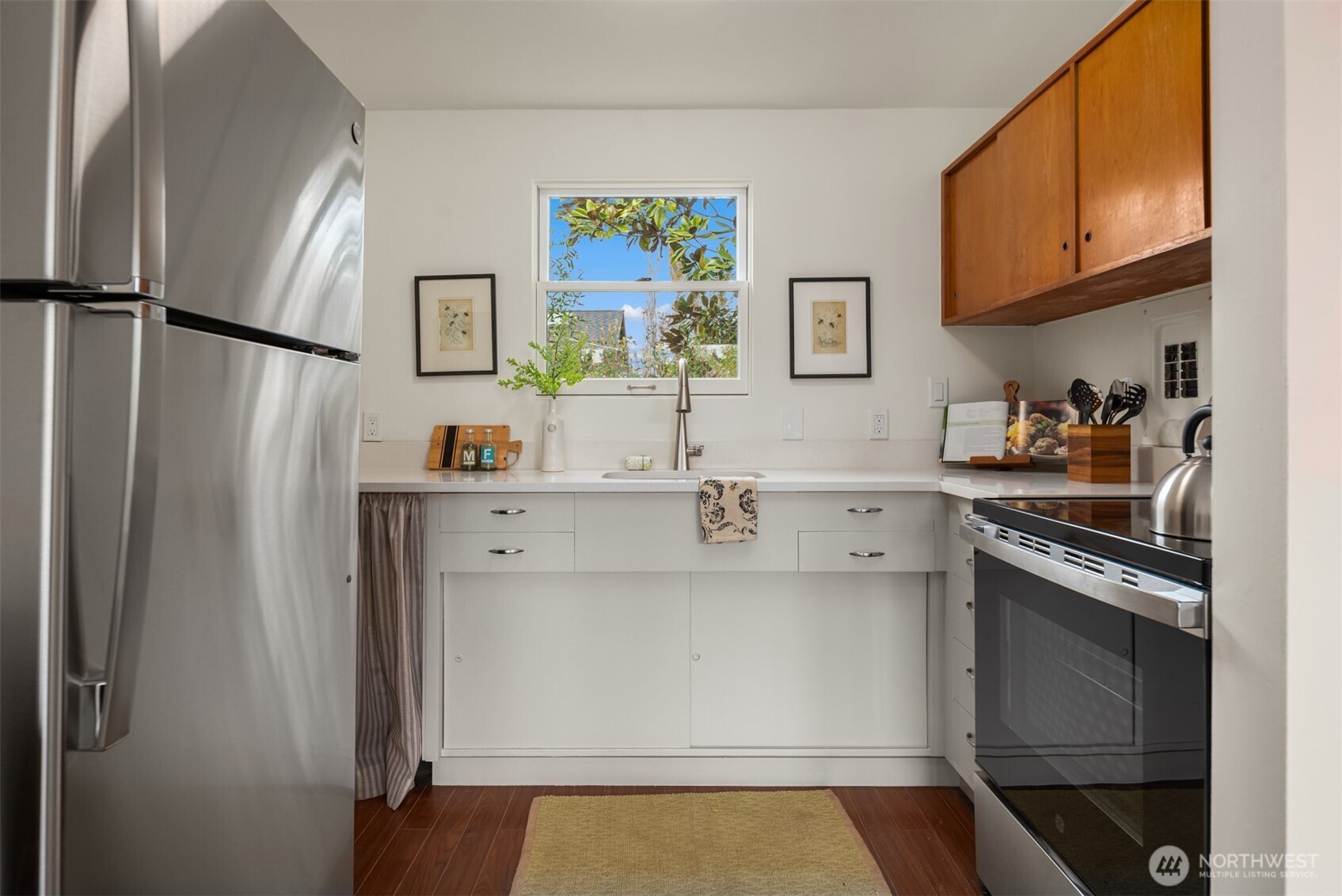 1519 5th Ave W #5, Seattle, WA 98119
