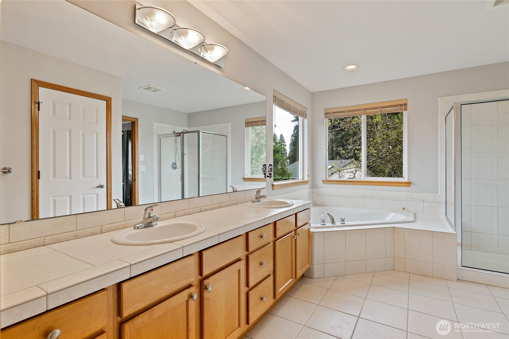 308 170th Place SE, Bothell, WA 98012