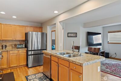 308 170th Place SE, Bothell, WA 98012 - Photo 7