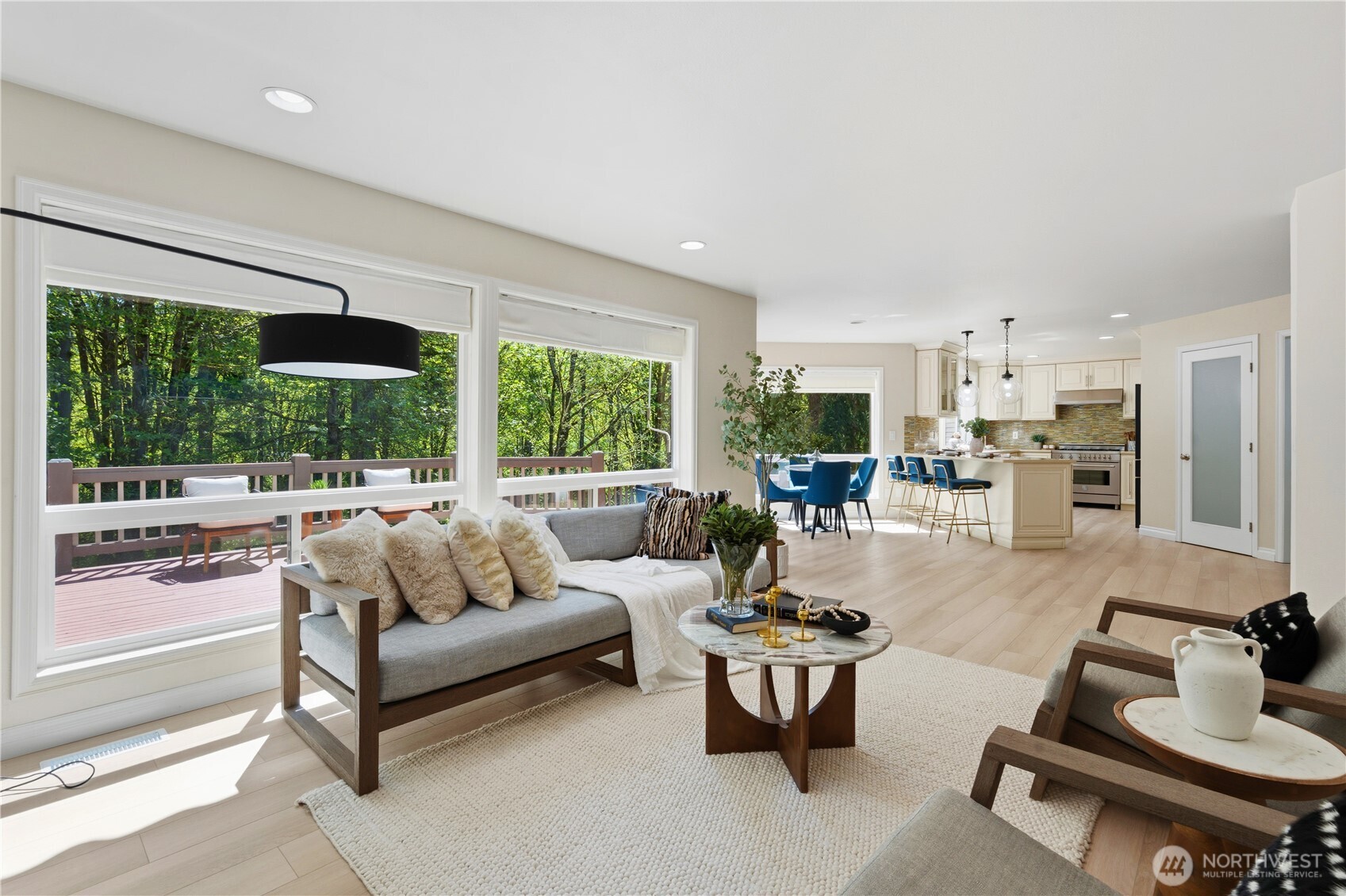 15461 SE 67th St , Bellevue, WA 98006