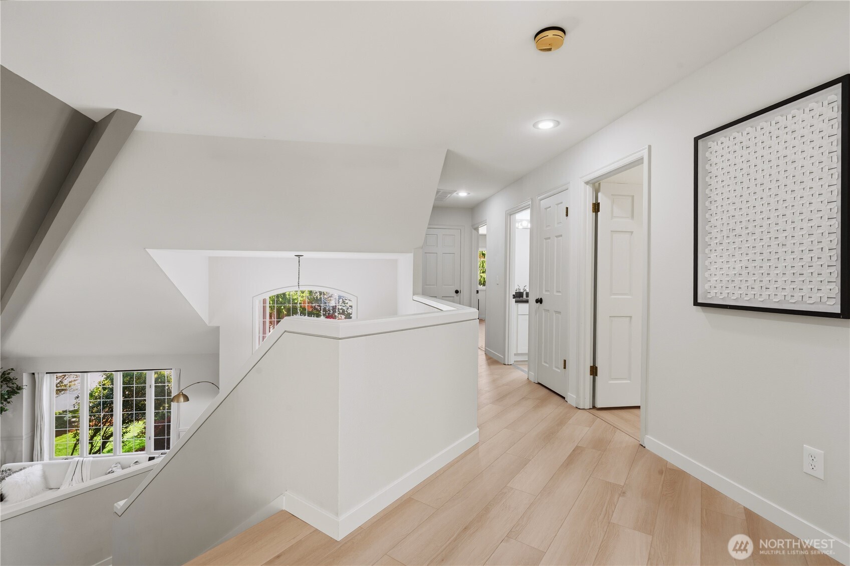 15461 SE 67th St , Bellevue, WA 98006