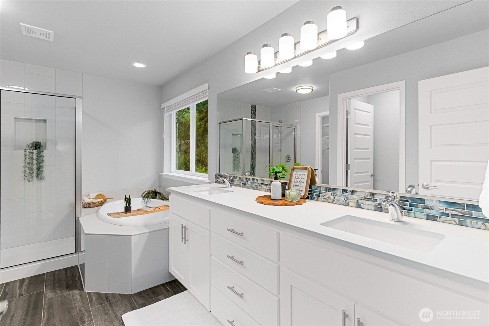 5421 Oystercatcher Lane NE, Lacey, WA 98516