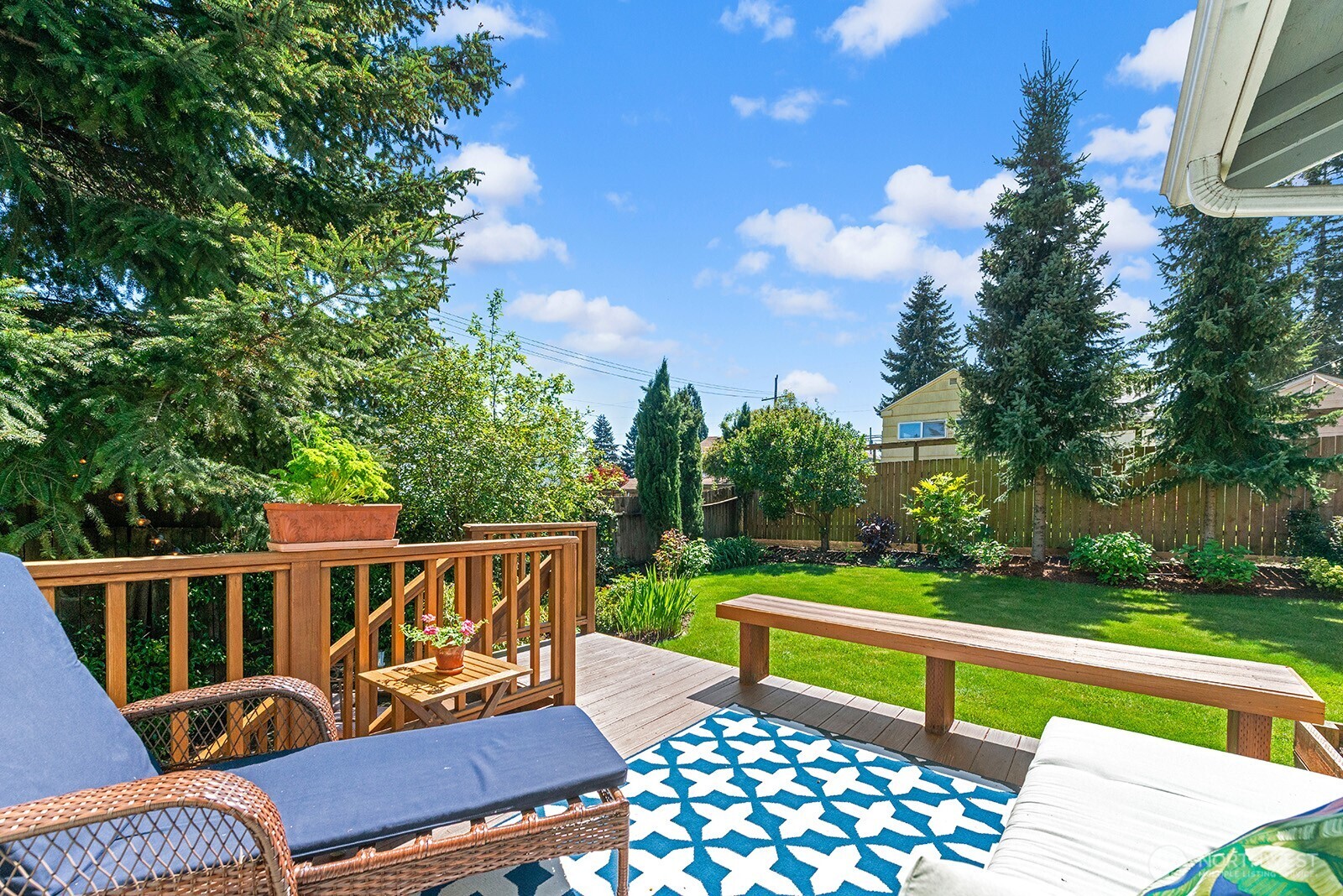 3907 SW Ida Street , Seattle, WA 98136