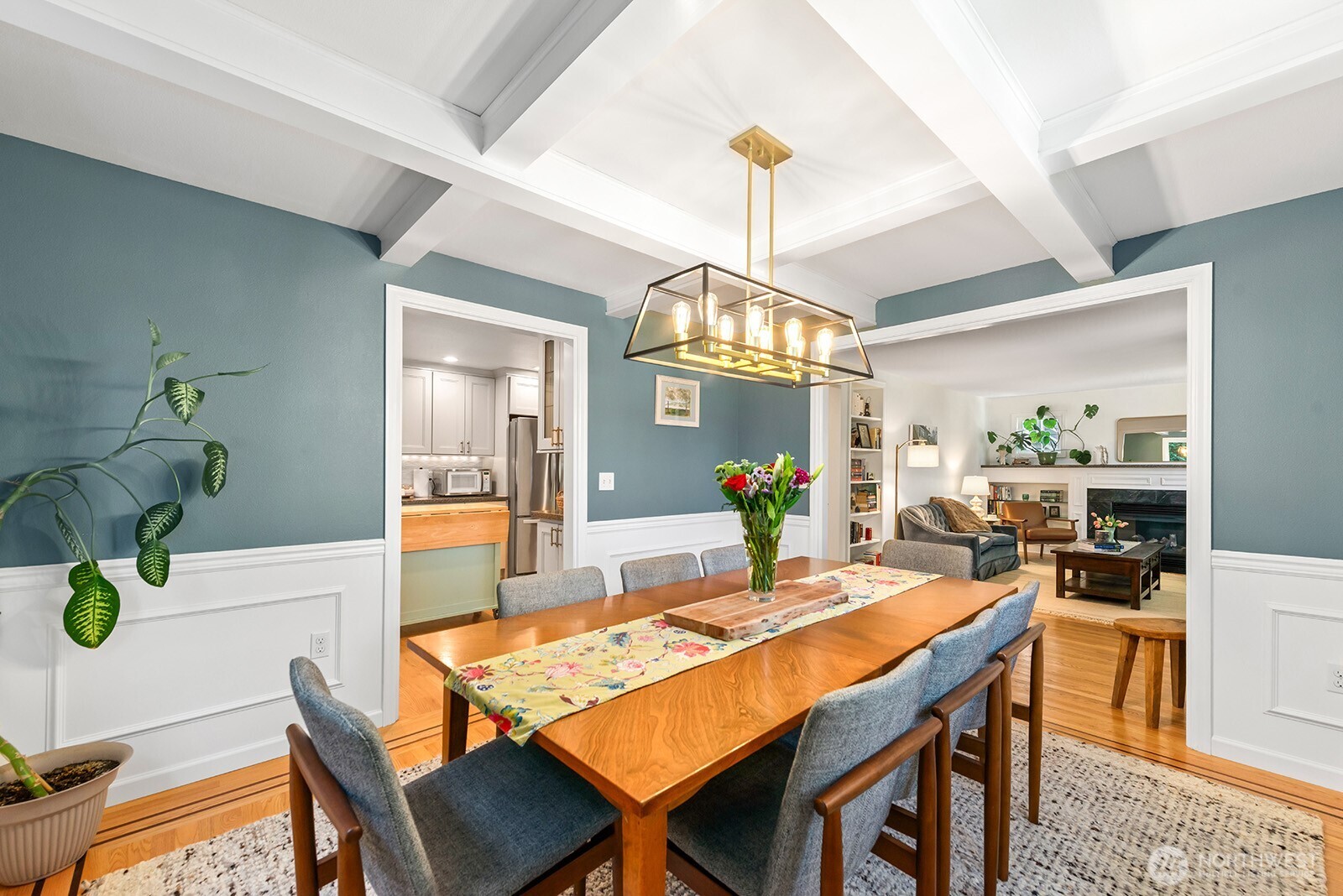 3907 SW Ida Street , Seattle, WA 98136