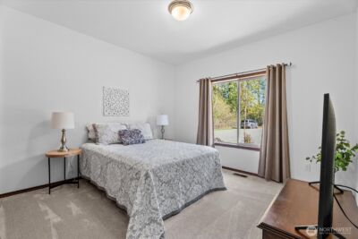 30972 E Lake Morton Drive SE, Kent, WA 98042 - Photo 21