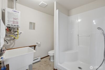 30972 E Lake Morton Drive SE, Kent, WA 98042 - Photo 31