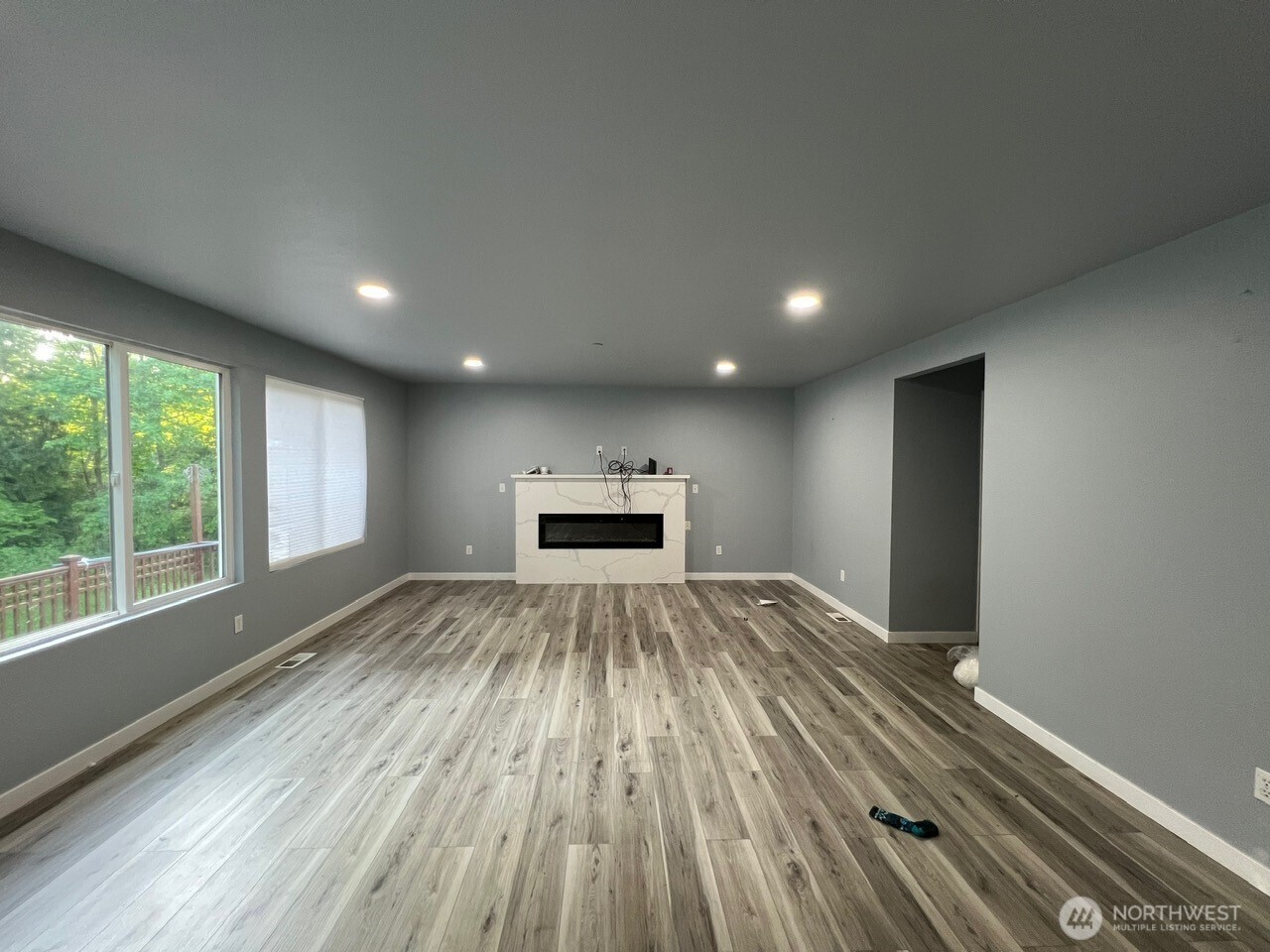 9525 S 221st Place , Kent, WA 98031