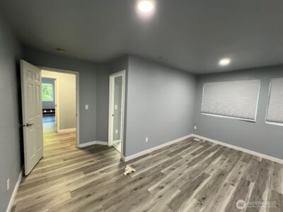 9525 S 221st Place , Kent, WA 98031 - Photo 9