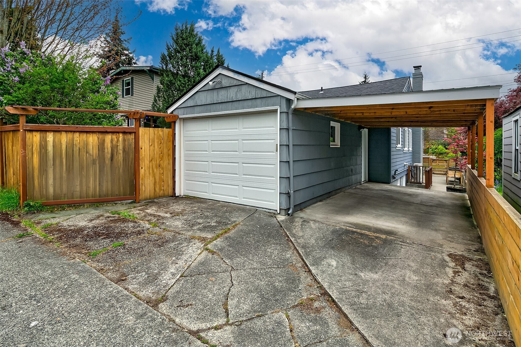 7515 17th Avenue NW, Seattle, WA 98117